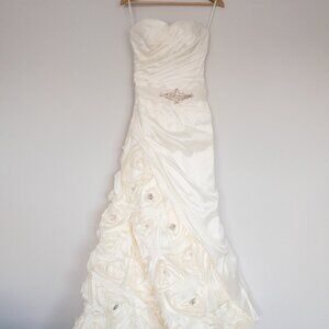 Carrafina Ivory Wedding Dress Sz 2